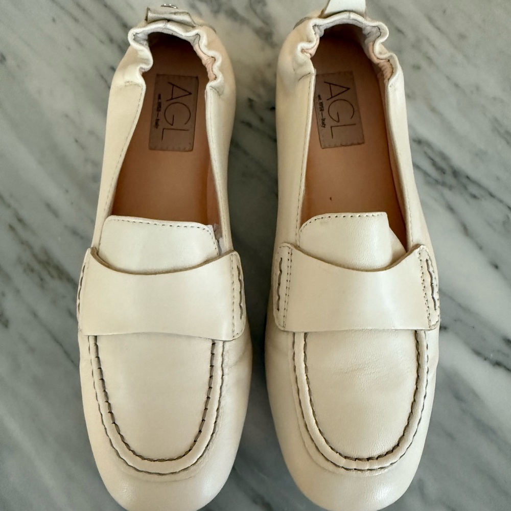 AGL Off-White Mara Leather Loafers